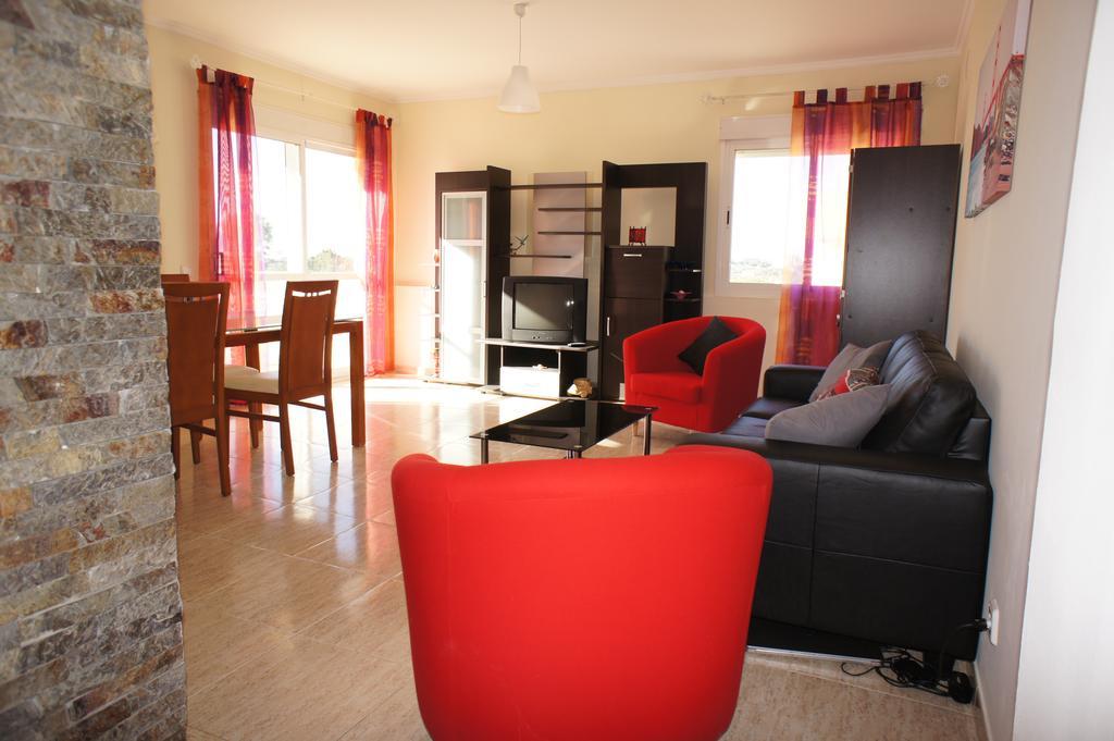 Sunny Apartment Al-Sakia, Quarteira, Vilamoura Экстерьер фото